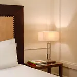 Deco Hotel 4*