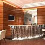 Deco Hotel 4*