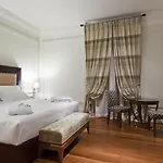 Deco Hotel