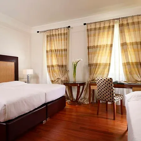 Deco Hotel
