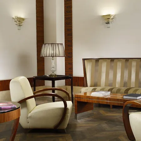 Hotel Deco