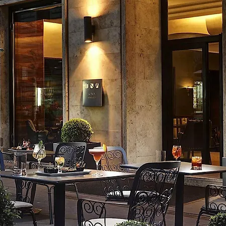 Deco Hotel