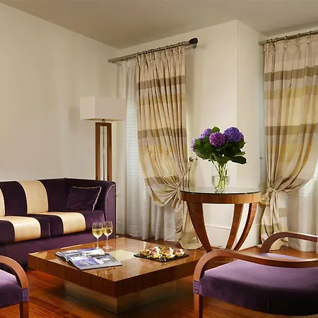 Deco 4*
