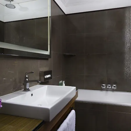Ξενοδοχείο Deco 4*