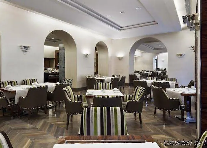 فندق Deco