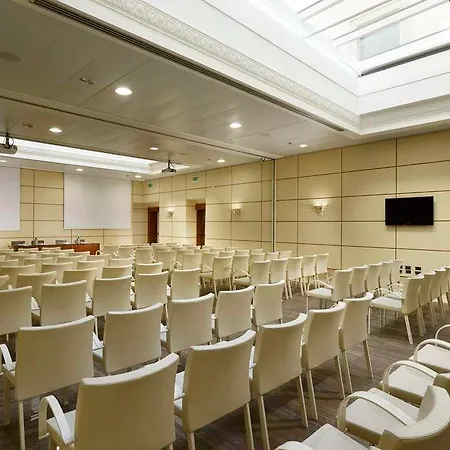 Hotell Deco 4*