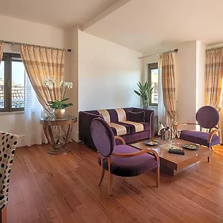 Hotel Unahotels Decò 4*
