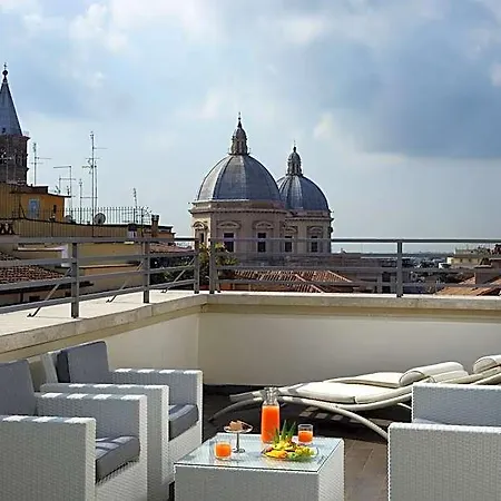 Unahotels Decò Hotel