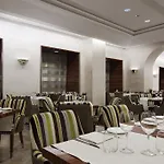 Deco Hotel 4*