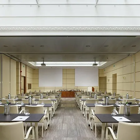 Unahotels Decò Hotel 4*